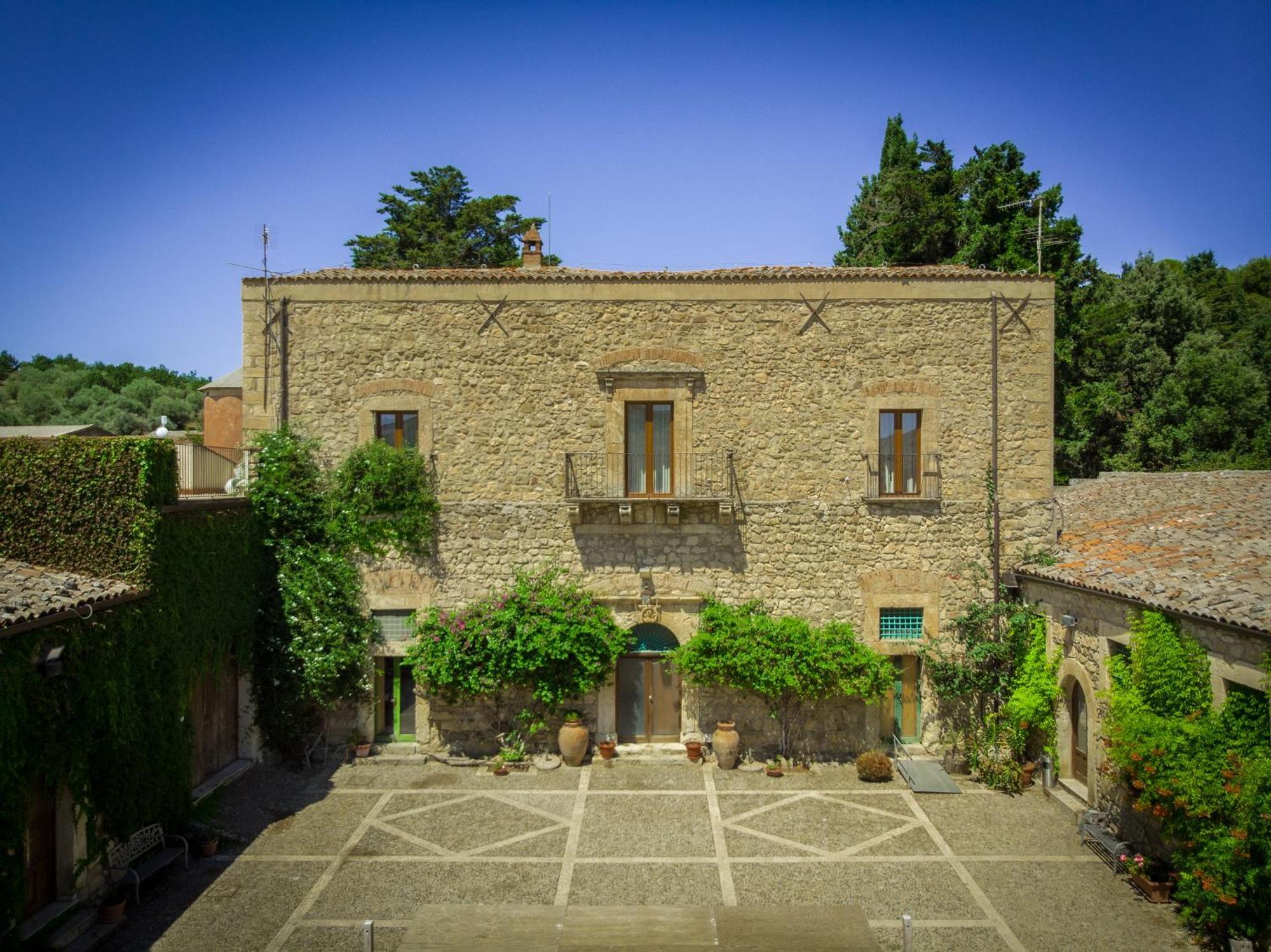 Agriturismo Feudo Tudia Landro Экстерьер фото