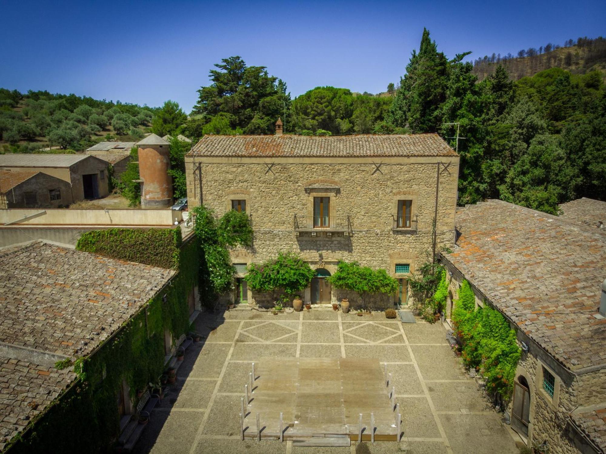 Agriturismo Feudo Tudia Landro Экстерьер фото